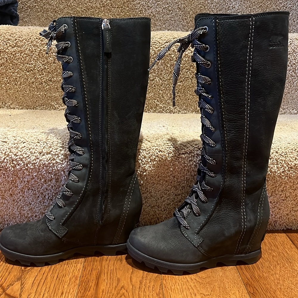 SOREL CATE THE GREAT WEDGE LEATHER LACE UP BOOTS BLACK. Knee high Sz 6.5